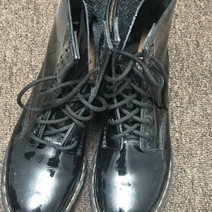 Dr Martens women’s boots
